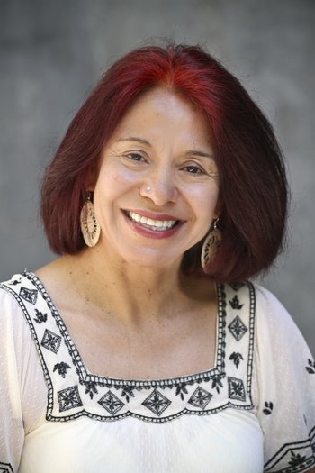 Dr. Gloria Arjona