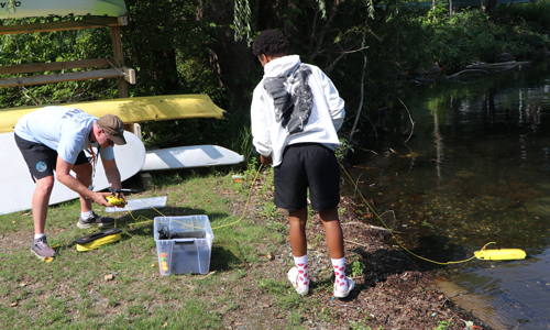NOAA-funded research on Squantz Pond