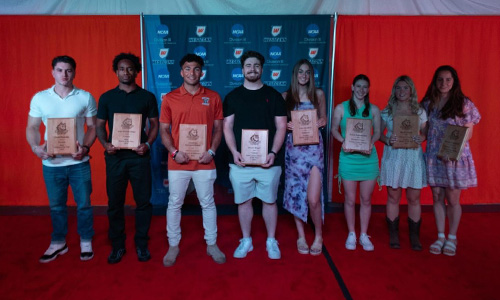 Wolves celebrate their student-athletes at annual banquet